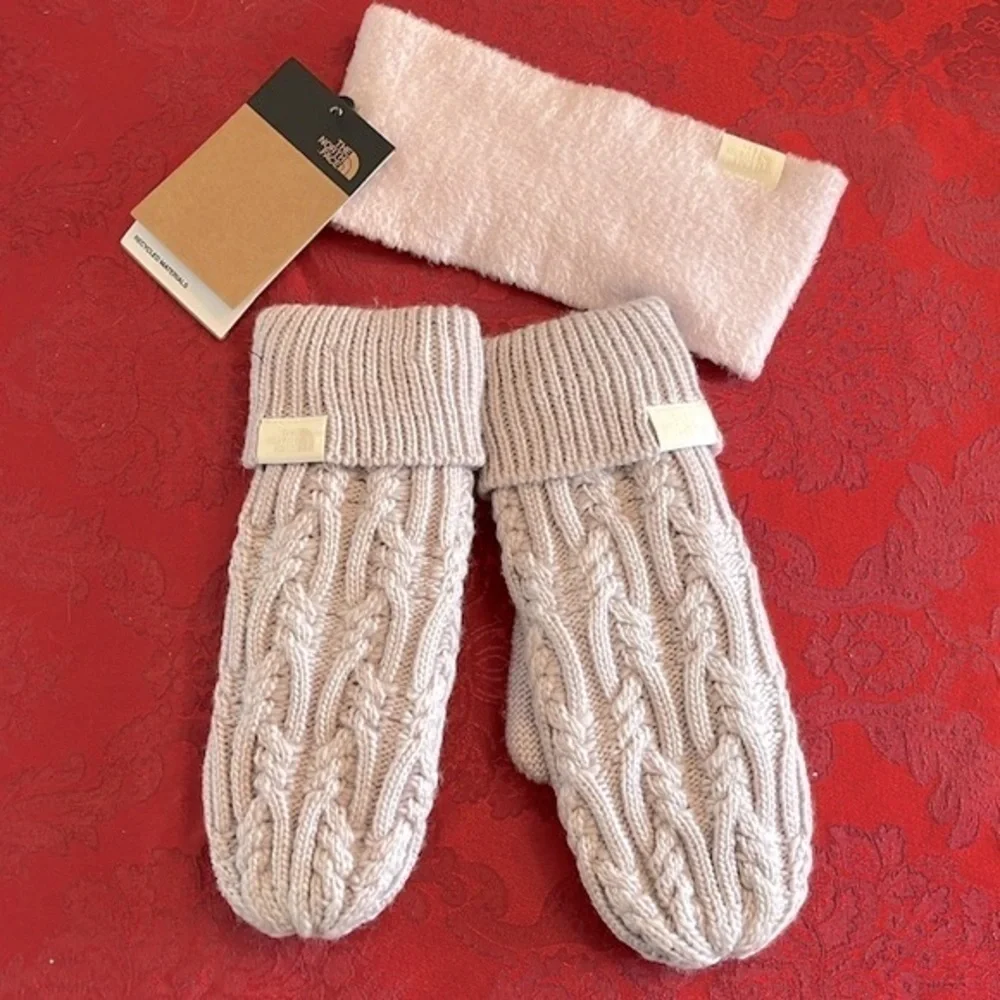 Brand New The North Face Lavender Fog City Plush Earband & Knit Mittens Fleece